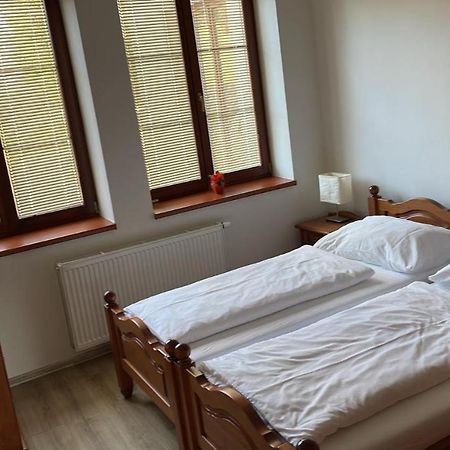 Apartman Pod Dratnikem Svratka Exterior photo