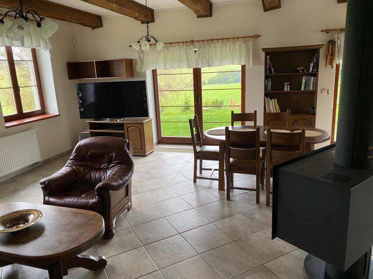 Apartman Pod Dratnikem Svratka Exterior photo